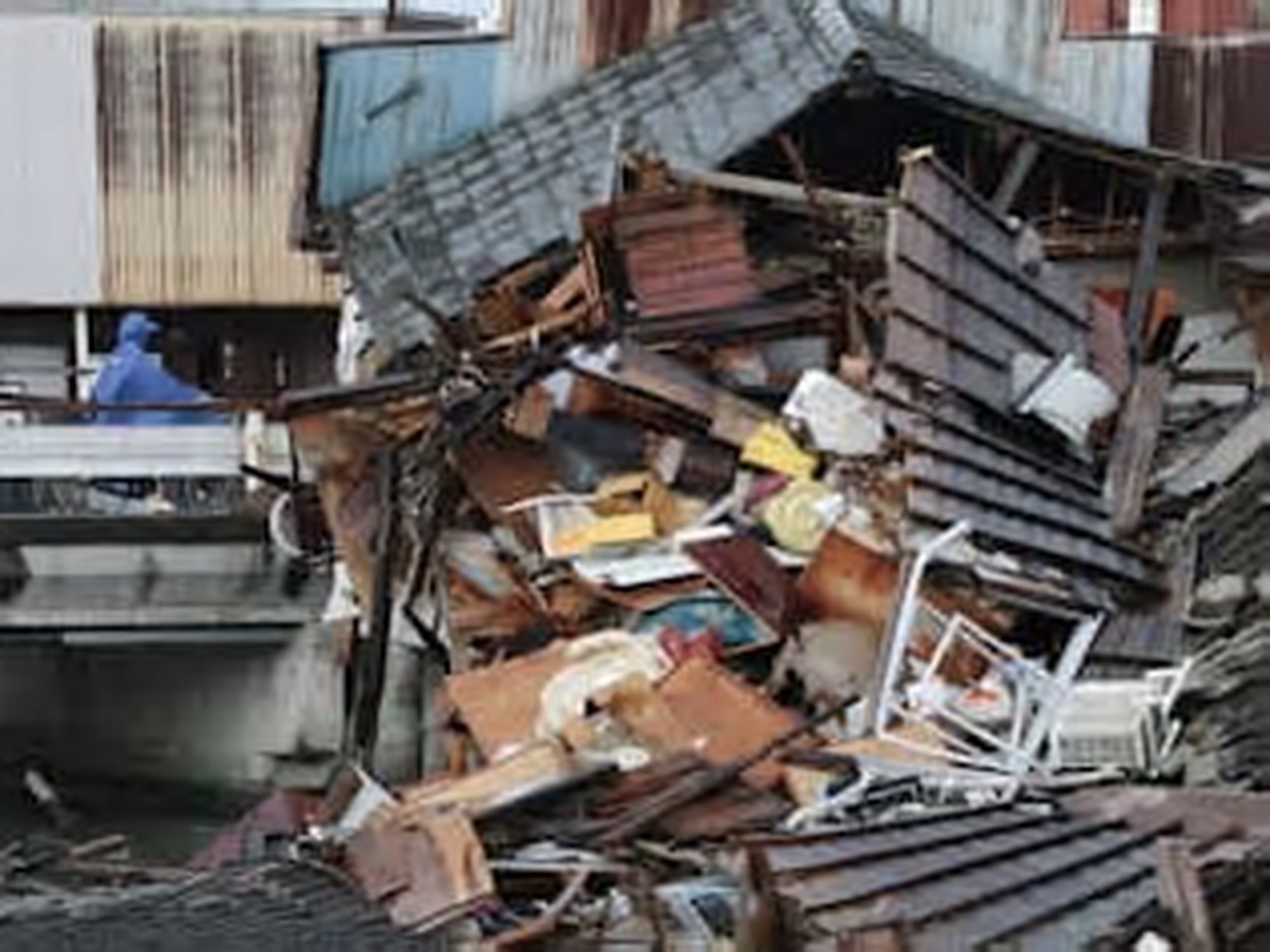 熊本地震の犠牲者数は39人に更新、氏名公表や市による情報公開ミスが相次ぐ