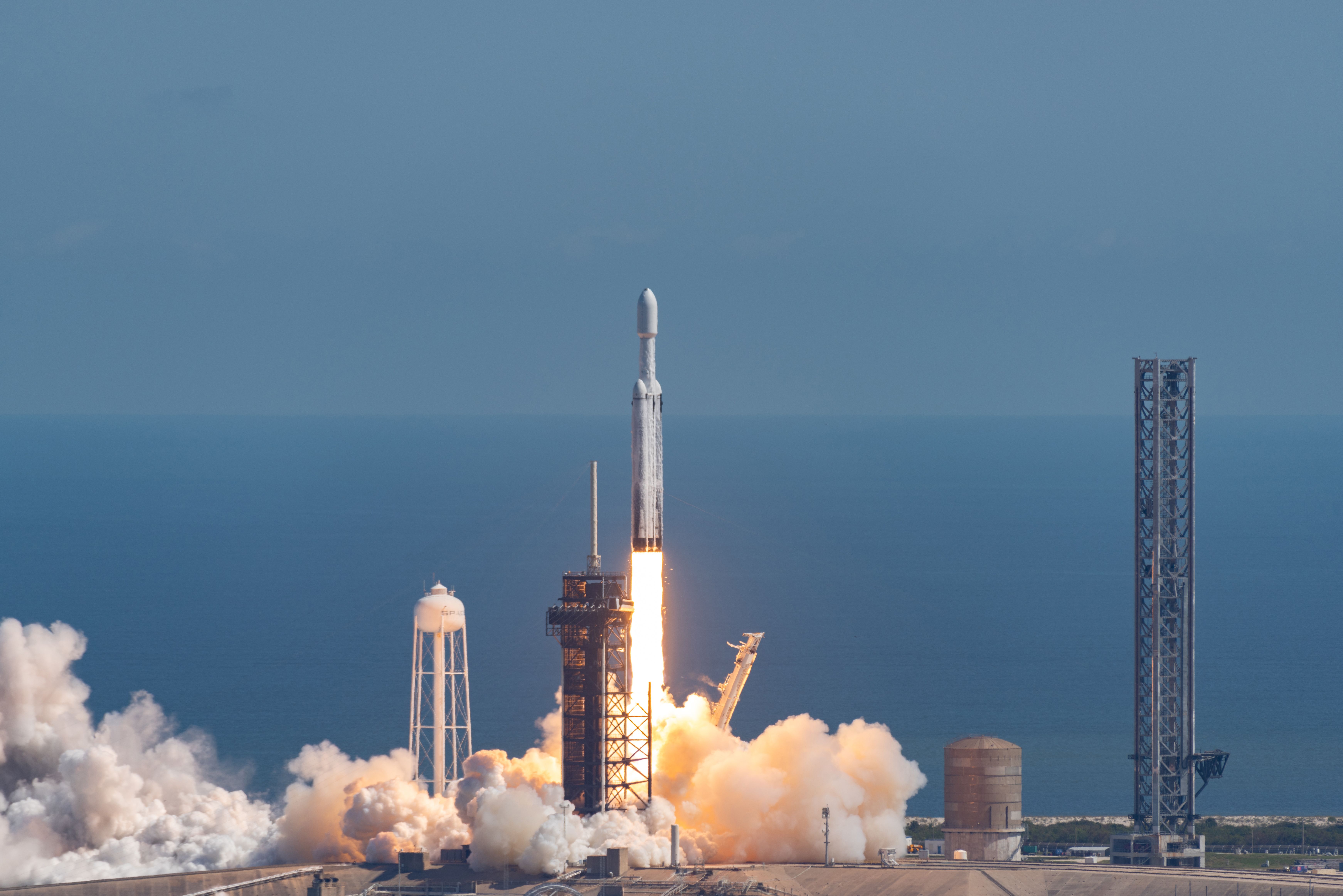 Solana's Tokenized Assets Surge as Major Stocks and TradFi Interest Drive Record Volume
