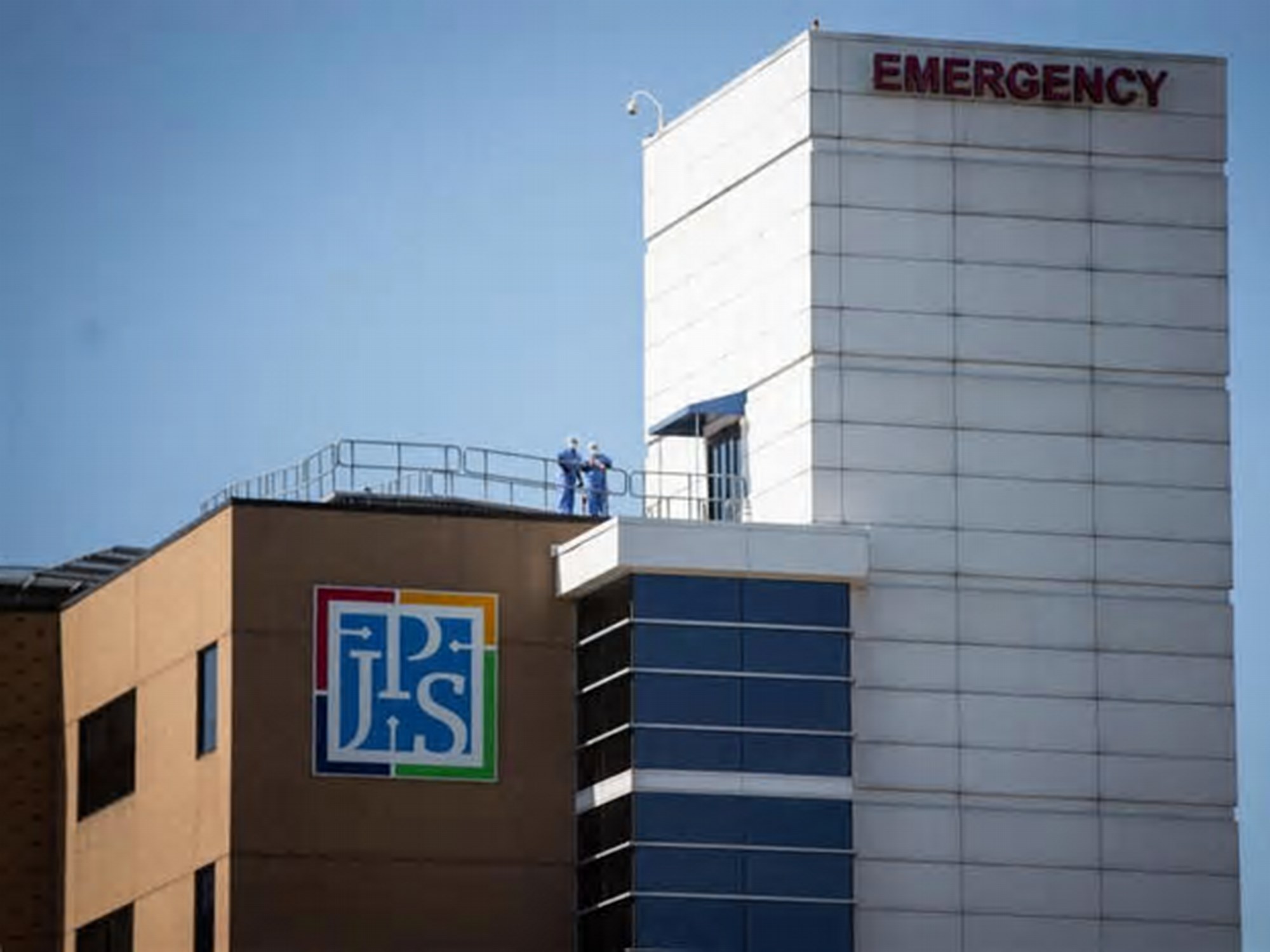 JPS Health Network Faces Prolonged Computer Outage, Diverting Ambulances and Impacting Care