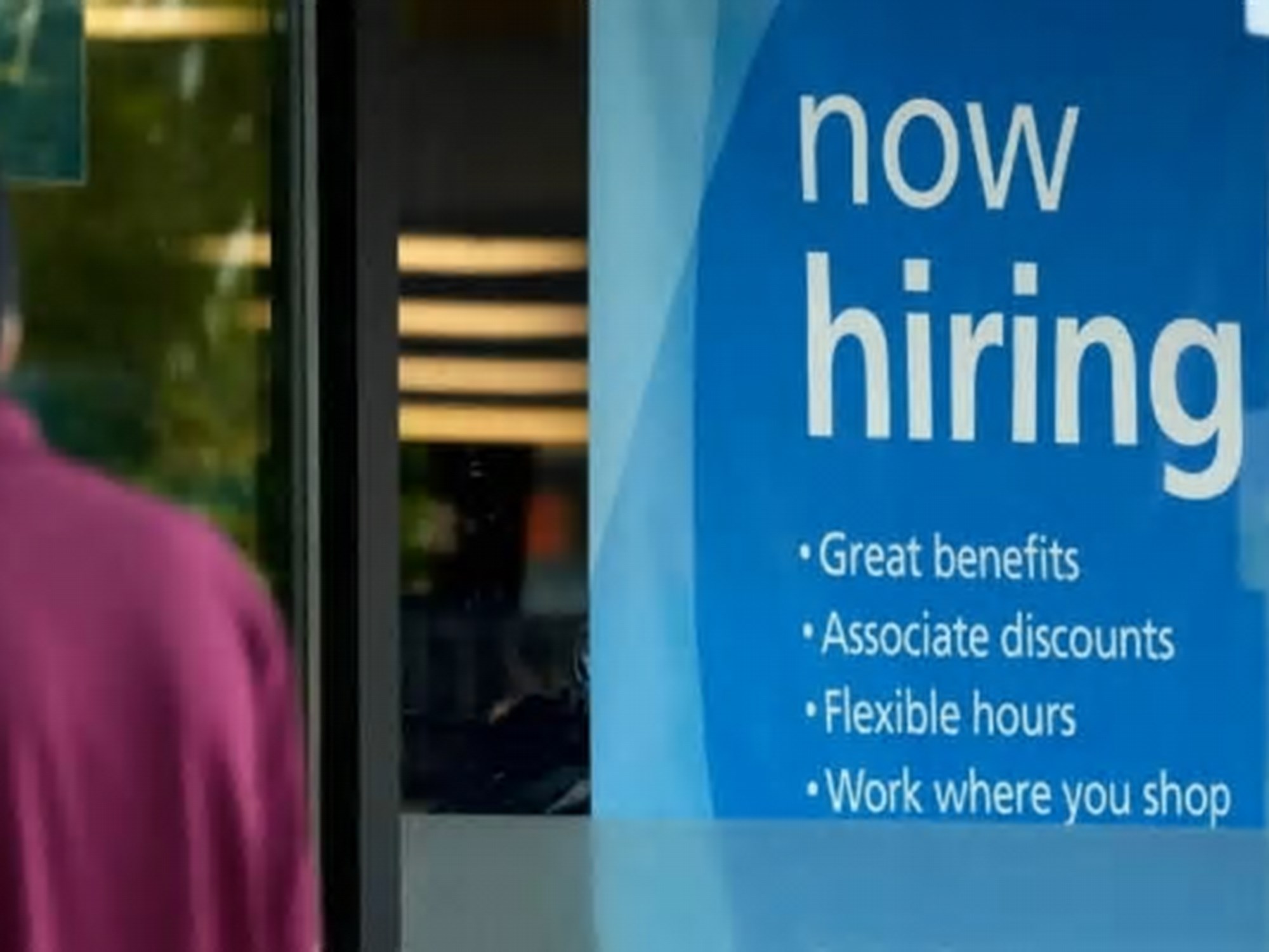 米7月雇用統計：就業者数は2万3千人減、市場予想を大幅に下回り利上げ観測後退