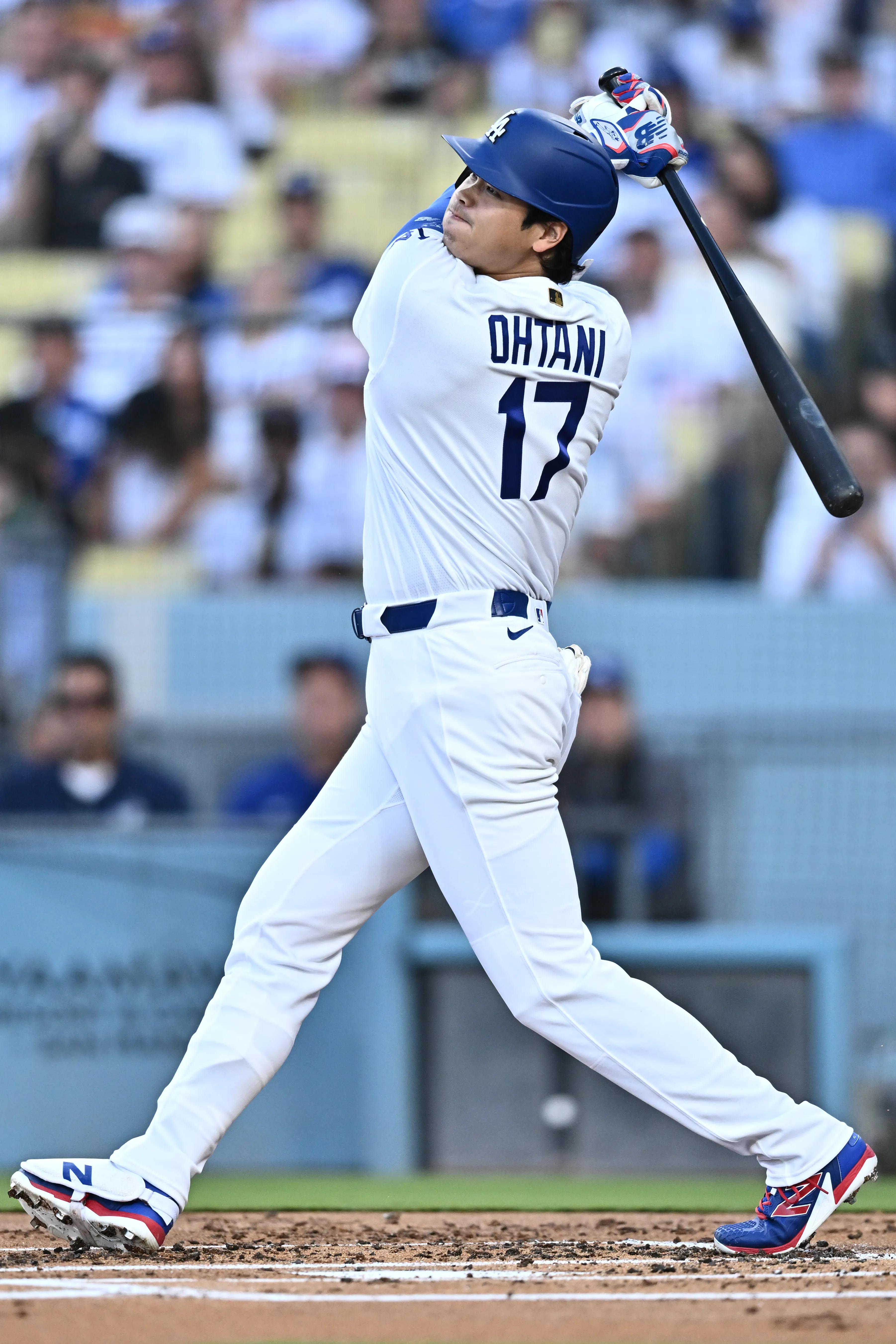 Ohtani’s Star Power Fuels Dodgers Contention Amid Injury Concerns